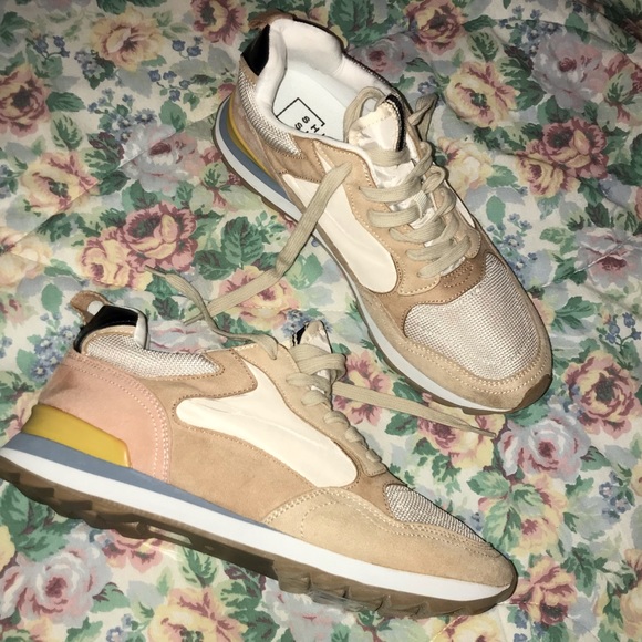 ShuShop 🏃♀️Parker Peach Sneaker🙋🏼♀️ - Picture 8 of 8